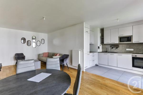 Appartement F4 à vendre  4 pièces - 87 m 2   AUBERVILLIERS  - 93