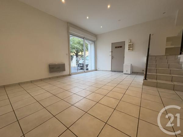 Immeuble à vendre  170 m2 TOURBES - 34
