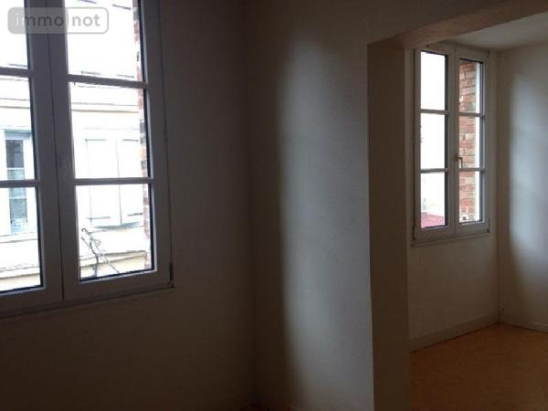 Appartement à louer à Bar-sur-Seine dans l'Aube (10110), ref : 10063/802   
Rue de la République