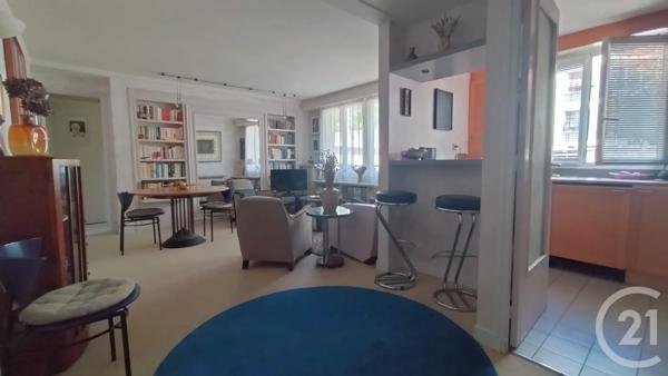 Appartement F3 à vendre  3 pièces - 64,82 m 2   MONTREUIL  - 93