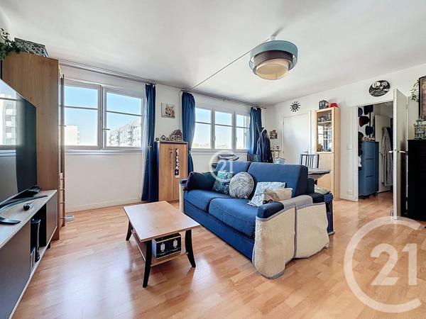 Appartement F3 à vendre  3 pièces - 64,82 m 2   MONTREUIL  - 93
