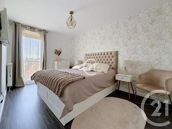 Appartement F3 à vendre  3 pièces - 64,82 m 2   MONTREUIL  - 93