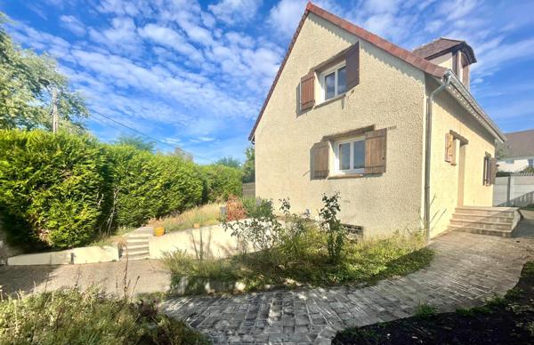 Maison
         7 pièces
        - 140 m² Exclusivité 529 000 € *