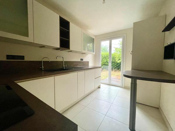 Maison
         7 pièces
        - 140 m² Exclusivité 529 000 € *