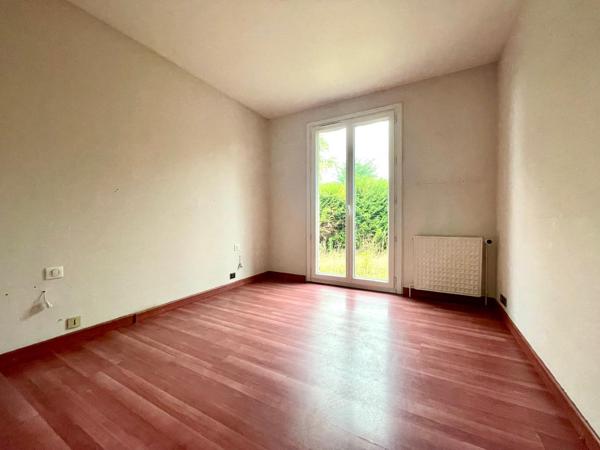 Maison
         7 pièces
        - 140 m² Exclusivité 529 000 € *