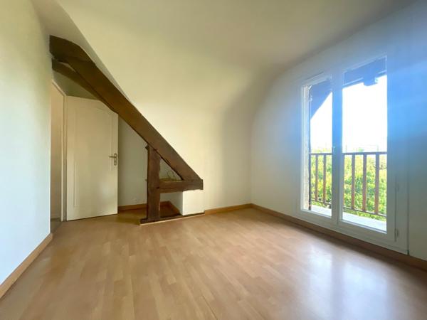 Maison
         7 pièces
        - 140 m² Exclusivité 529 000 € *