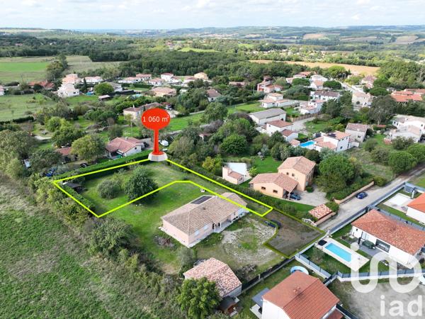 Terrain à vendre 1 061 m² Montaigut-sur-Save