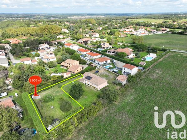 Terrain à vendre 1 061 m² Montaigut-sur-Save