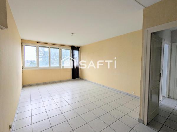 Appartement 2 chambres avec cave et place de parking