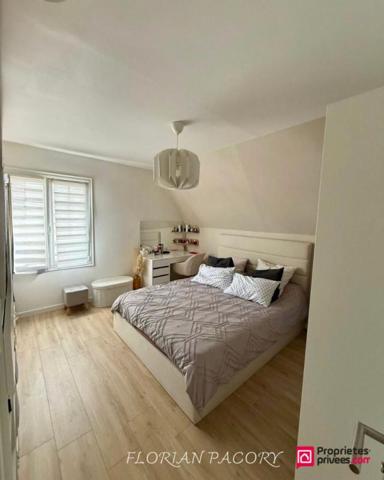 Maison 3 pièce(s) 90.80 m2 - Saint Antoine la Foret