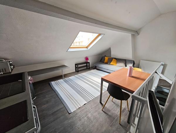 A LOUER : T2 à LILLE • • 640 € CC • Réf. 1560-3
