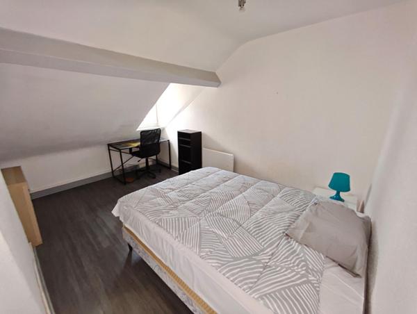 A LOUER : T2 à LILLE • • 640 € CC • Réf. 1560-3