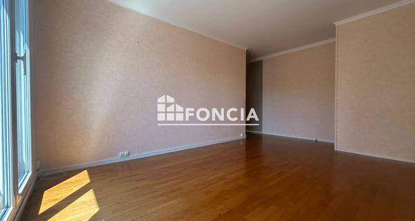 Location Appartement 2 pièces 48 m² - Chatou 78400
