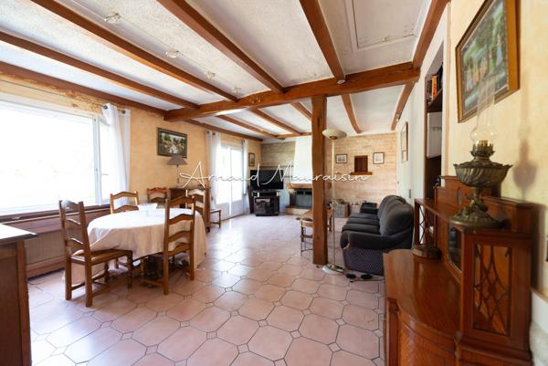 Maison à fort potentiel au centre du village