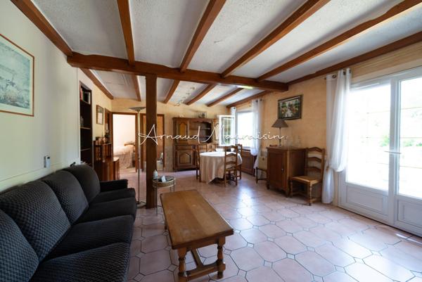 Maison à fort potentiel au centre du village