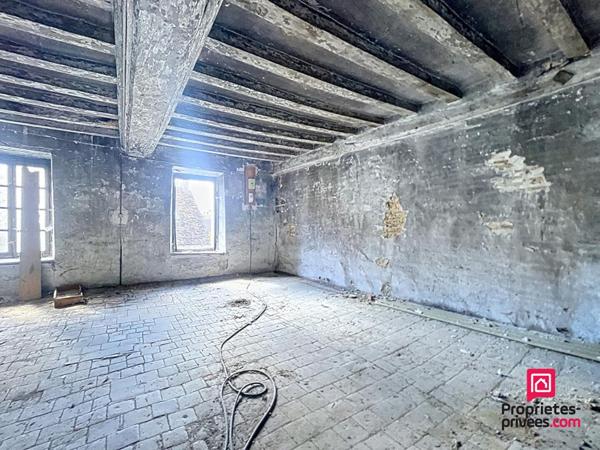 Maison de 185 m2 à rénover au centre de René