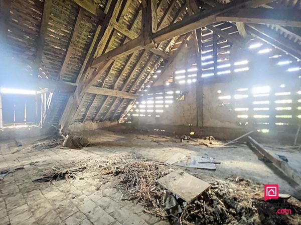 Maison de 185 m2 à rénover au centre de René