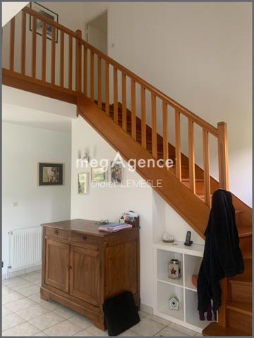 Maison à Seiches-sur-le-Loir, 49140 - 7 pièces 148m²