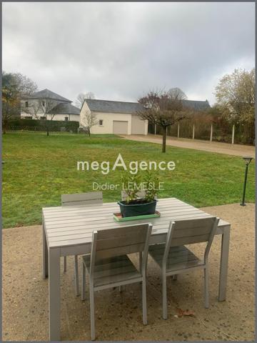 Maison à Seiches-sur-le-Loir, 49140 - 7 pièces 148m²