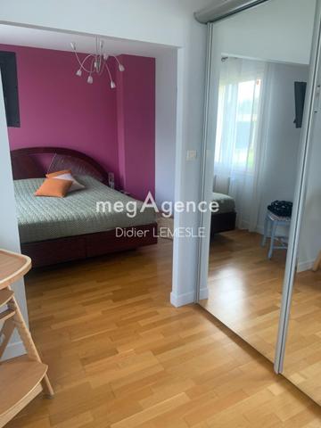 Maison à Seiches-sur-le-Loir, 49140 - 7 pièces 148m²