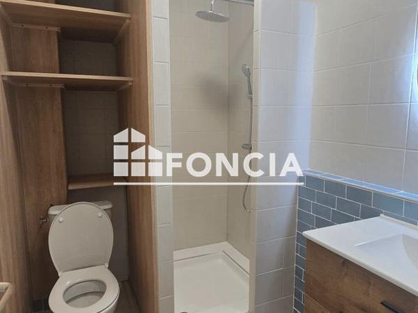 Location Appartement 3 pièces 62.96 m² - 53 RUE MONTESQUIEU Agen 47000