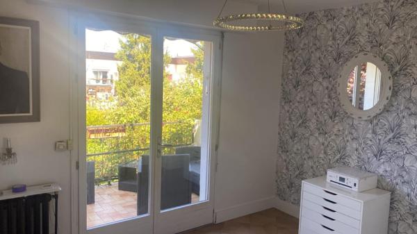 Grand pavillon a Morsang sur orge