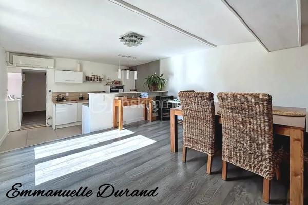 Maison de village de 224 m²