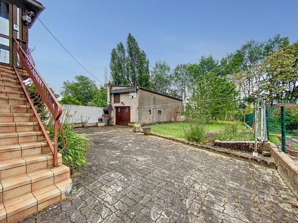 Le confort de deux logements, le charme d’une maison