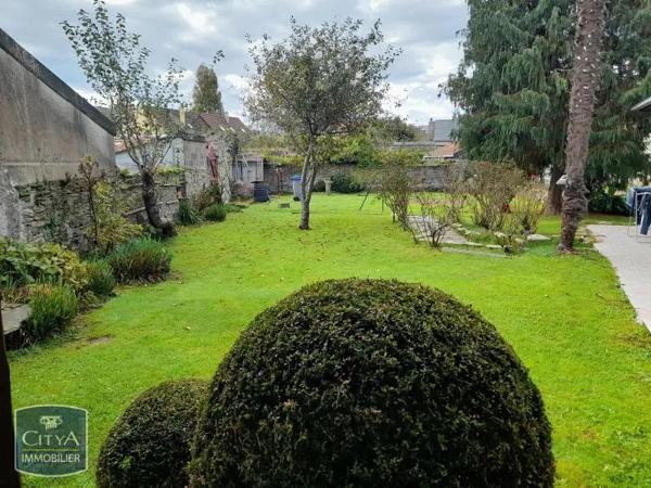 Maison à louer 8 pièces 187.15m² Cherbourg-en-Cotentin (50120)