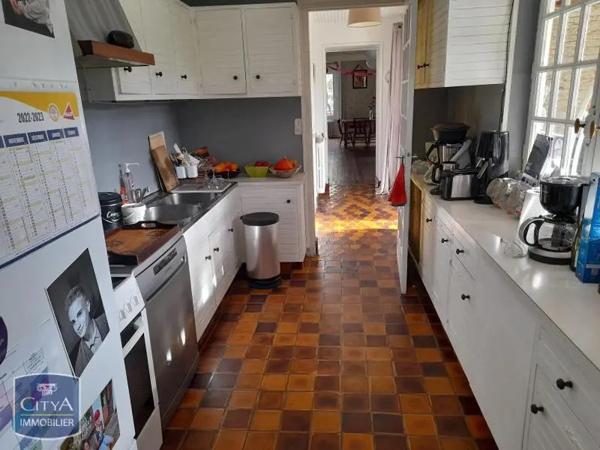 Maison à louer 8 pièces 187.15m² Cherbourg-en-Cotentin (50120)