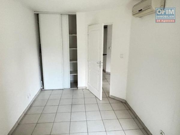 T2 avec grande terrasse et vue montagne - Proche centre-ville de Saint-Denis