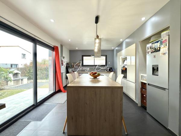Maison à vendre 6 pièces de 170 m²