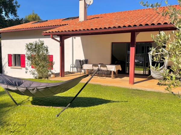 En exclusivité sur ASCAIN - Villa avec piscine