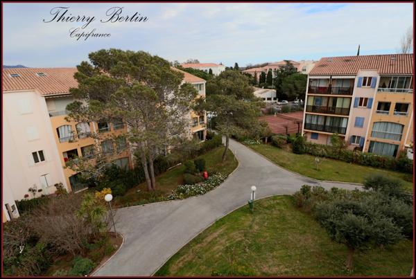 Dpt Var (83), à vendre FREJUS appartement T2 de 26,1 m²
