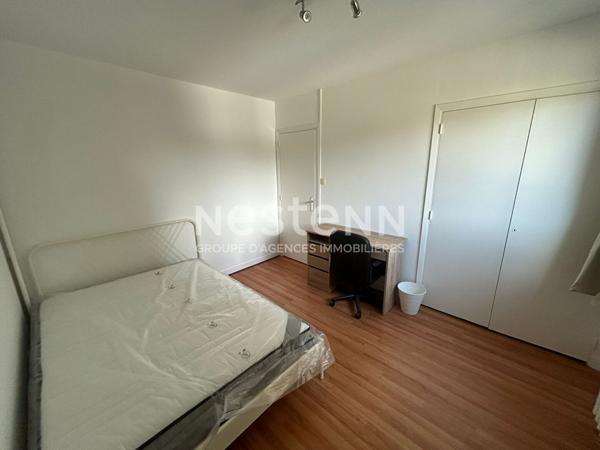 Toulouse Rangueil 31400 à deux pas des Facultés , Agréable T3 de 56.45m² très bien agencé , avec petit balcon, cave et place de parking , CHAUFFAGE COLLECTIF