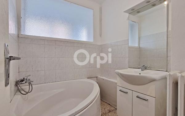 Appartement à vendre    4 pièces •  Alès