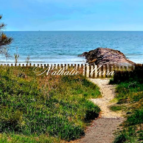 Carnon Plage (34130) RARE - APPARTEMENT T3 AVEC GRANDE TERRASSE - JARDIN ET 2 PLACES DE PARKINGS