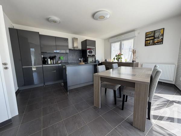 Appartement F3 à vendre  3 pièces - 70,14 m 2   CLAYE SOUILLY  - 77