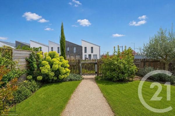 Appartement F3 à vendre  3 pièces - 70,14 m 2   CLAYE SOUILLY  - 77