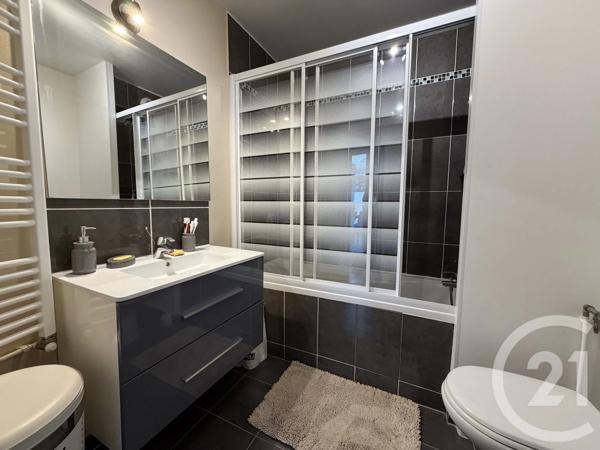 Appartement F3 à vendre  3 pièces - 70,14 m 2   CLAYE SOUILLY  - 77