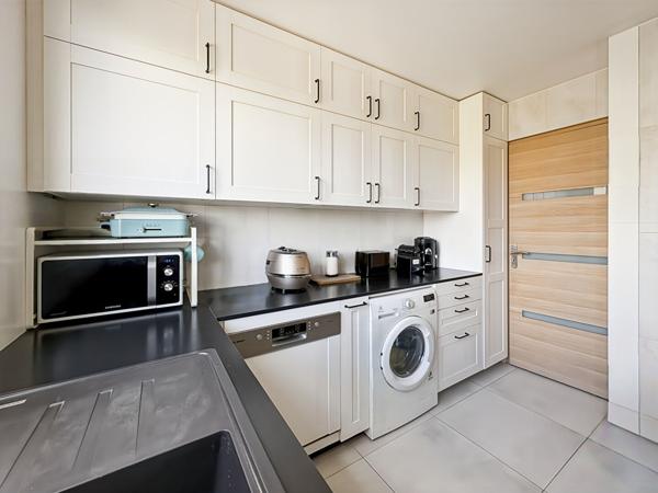 SILLY GALLIENI - Appartement 3 pièces 68 m2