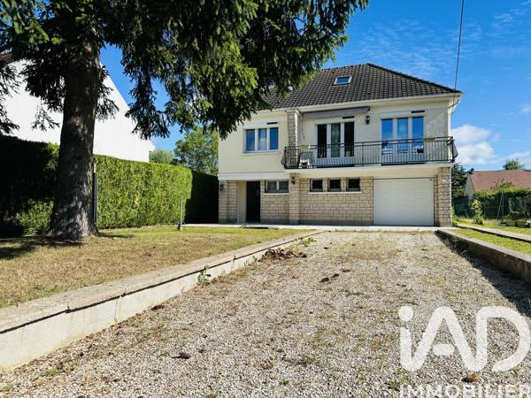 Maison à vendre 6 pièces 115 m² Saint-Arnoult-en-Yvelines