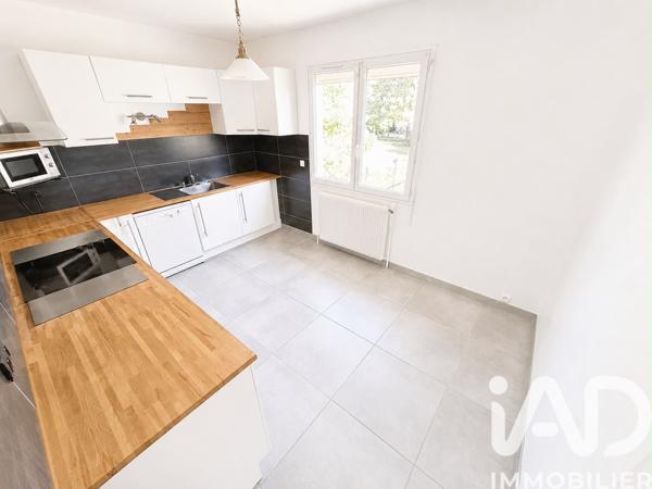 Maison à vendre 6 pièces 115 m² Saint-Arnoult-en-Yvelines
