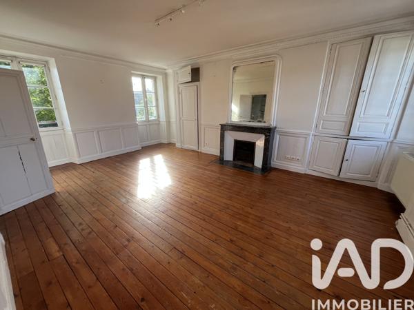Location appartement 3 pièces 69 m² Fontainebleau