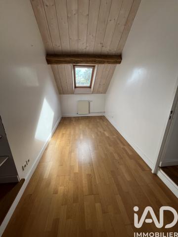 Location appartement 3 pièces 69 m² Fontainebleau