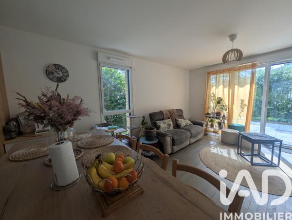 Location appartement 3 pièces 66 m² Guyancourt