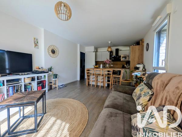 Location appartement 3 pièces 66 m² Guyancourt