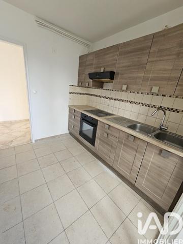 Location appartement 3 pièces 59,67 m² Créteil