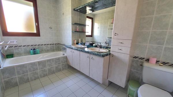 Maison de plain-pied 128m2, 4 chambres, 1 vérandas