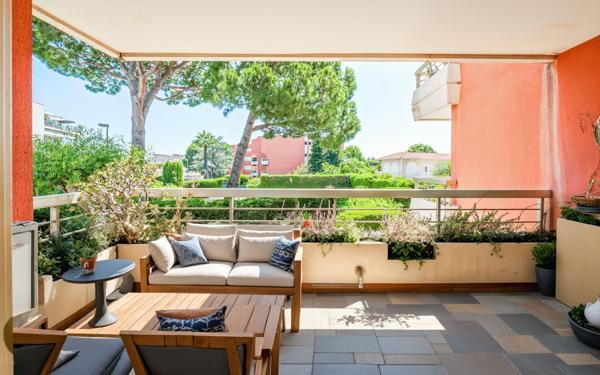 Appartement à vendre    2 pièces • 48 m2 Saint-Laurent-du-Var